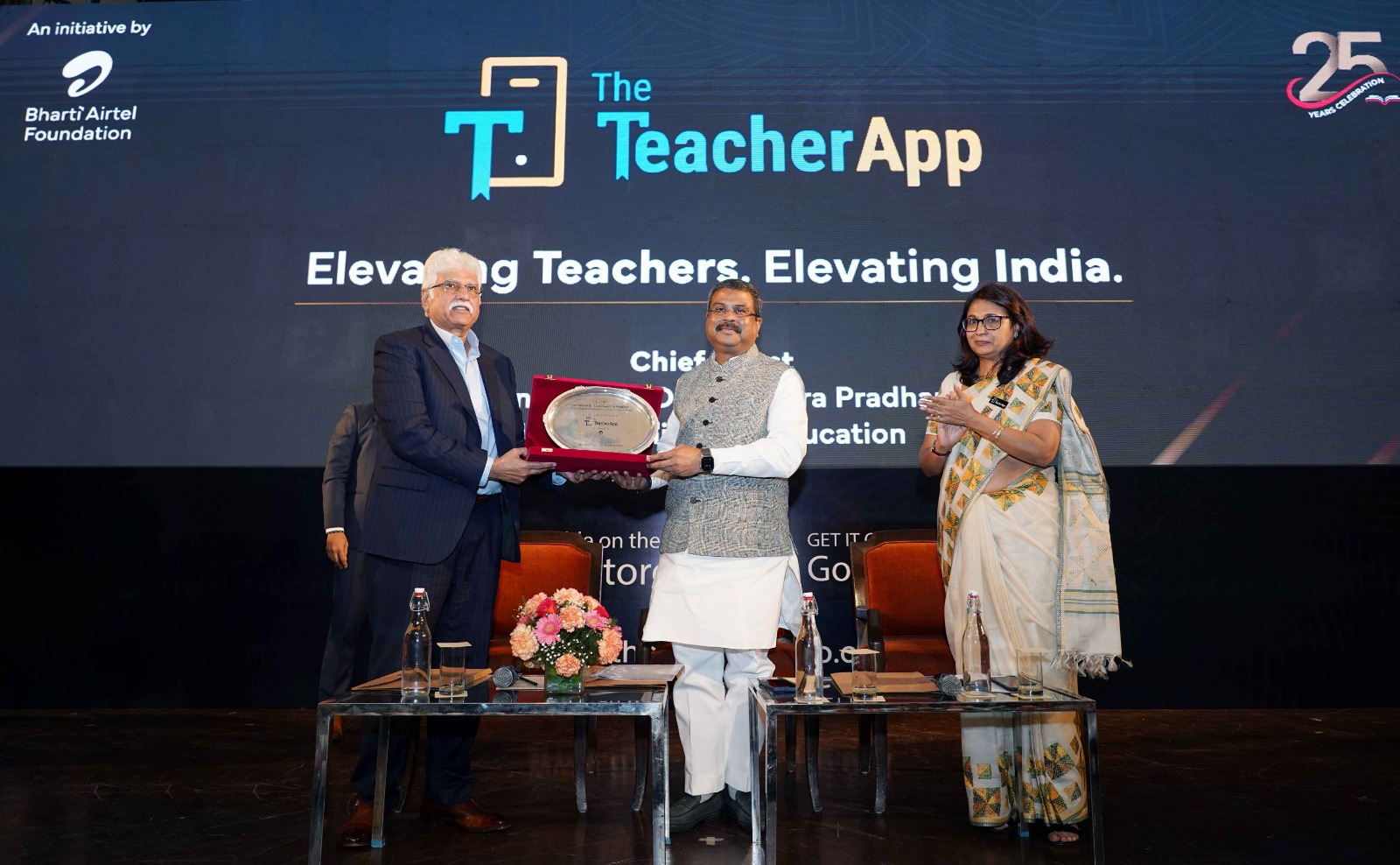 Union Minister of Education Shri Dharmendra Pradhan Unveils ‘TheTeacherApp’, a Bharti Airtel Foundation Initiative to Empower Teachers in India with Future-Ready Skills 